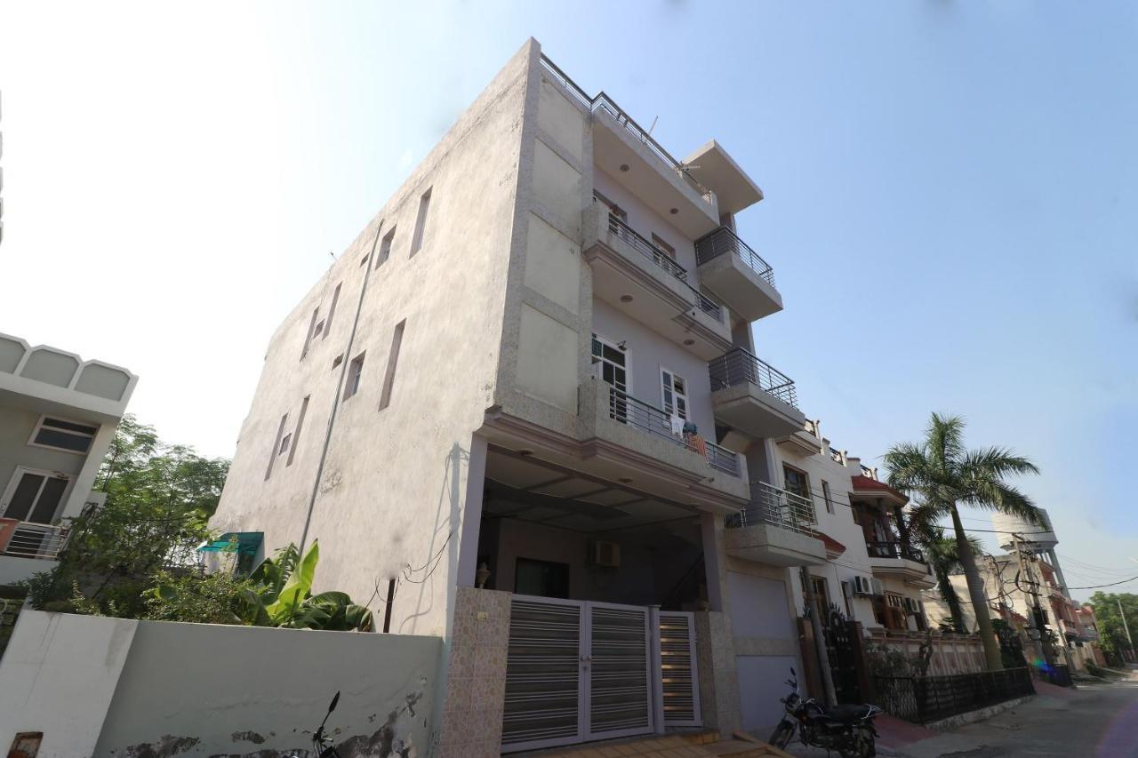 Oyo Flagship Mann Bed And Breakfast Rājpura Dış mekan fotoğraf